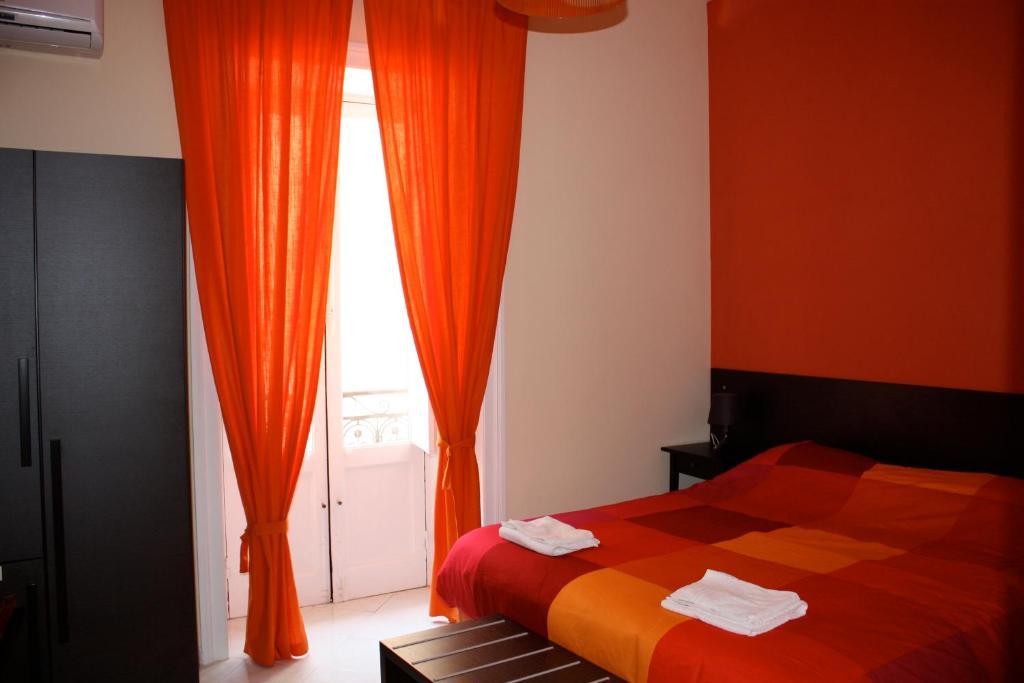 Ximenes 12 Apartman Trapani Szoba fotó