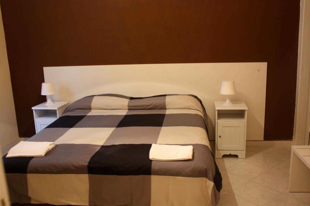 Ximenes 12 Apartman Trapani Szoba fotó